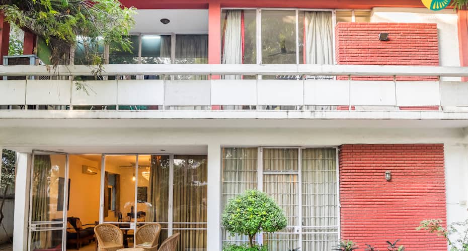 BnB room for 3 in Hauz Khas, New Delhi 1